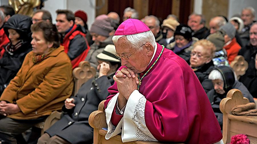 Walter Mixa in der Berchinger Kirche St. Lorenz (Archivbild von 2012).