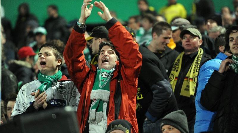 Knapp an der Sensation vorbei: Kleeblatt-Fans fiebern mit ihrer Mannschaft