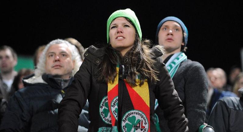 Knapp an der Sensation vorbei: Kleeblatt-Fans fiebern mit ihrer Mannschaft