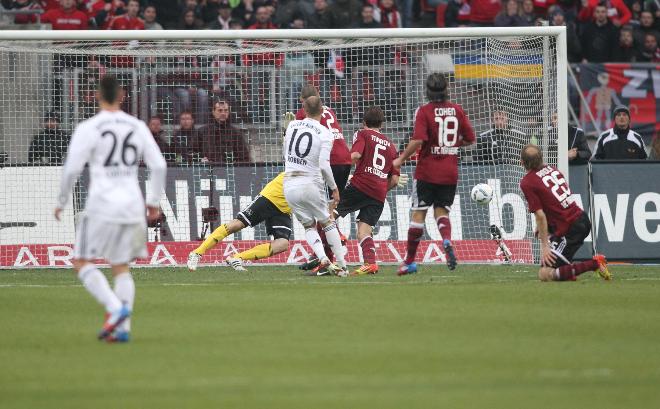 Ende März 2012 machte Dominic Marohs kapitaler Ballverlust gepaart mit Arjen Robbens Handlungsschnelligkeit beim 0:1 den Unterschied. Bis zur 69. Minute hatte der Club auf eigenem Feld dem spielbestimmenden, aber pomadig auftretenden FCB allerdings kaum Torgelegenheiten gestattet.