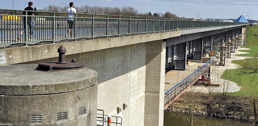 Fürther Trogbrücken werden trockengelegt