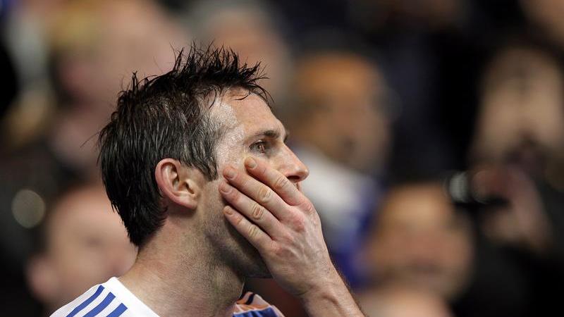 Frank Lampard hat sich eine Oberschenkelverletzung zugezogen, sein EM-Einsatz ist fraglich.
