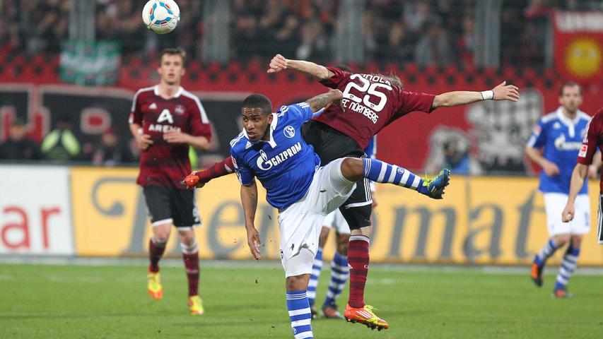 2011/12: Flutlicht-Gala - der Club demontiert Schalke 