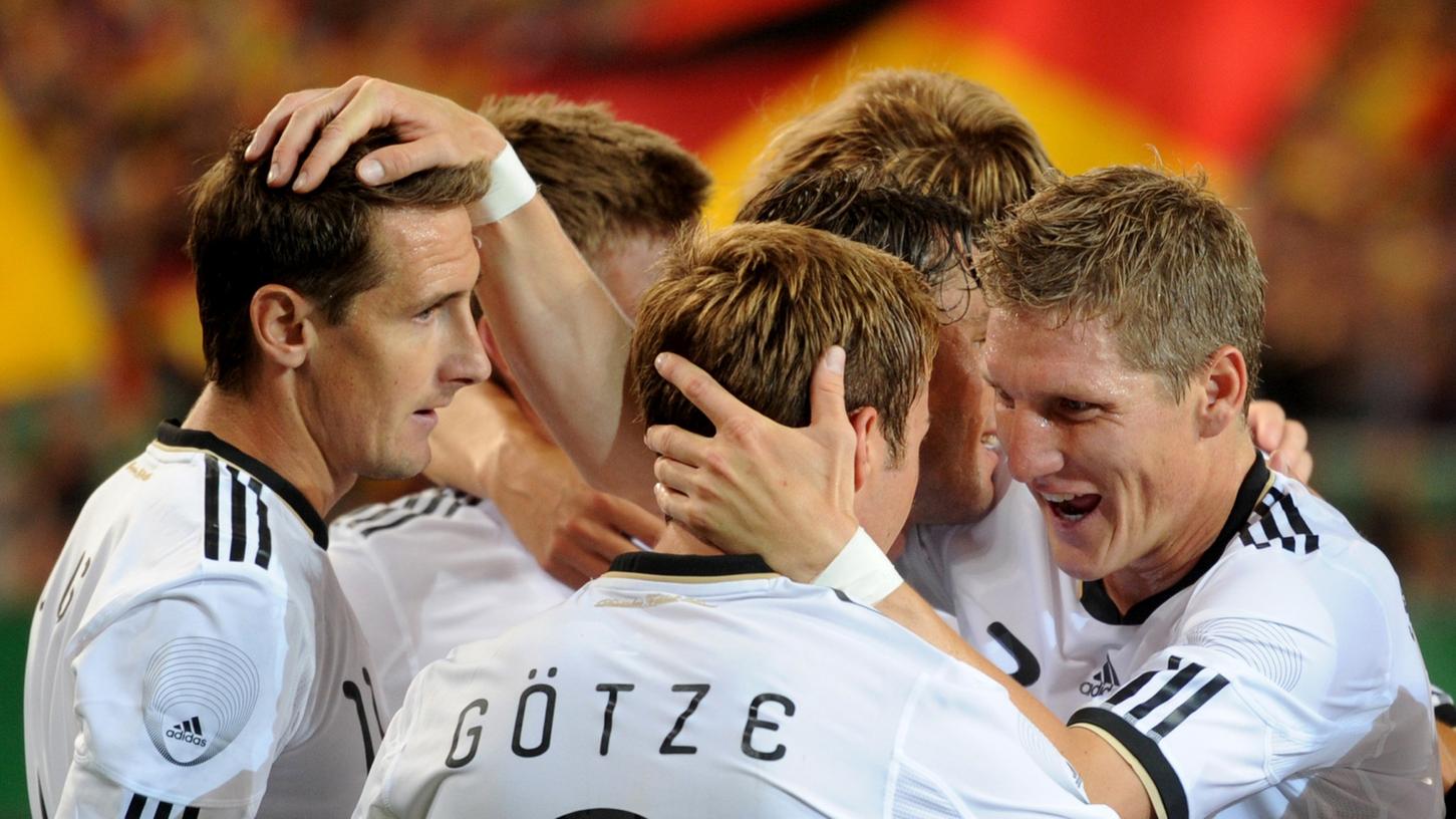 DFB-Elf klettert trotz Halbfinal-Aus auf Platz zwei der FIFA-Weltrangliste.