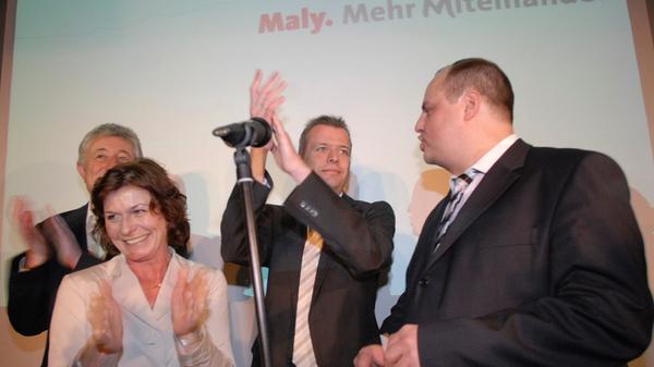 ... 2008 den Chefsessel im Rathaus mit stolzen 64,3 Prozent der Stimmen bereits im ersten Wahlgang.