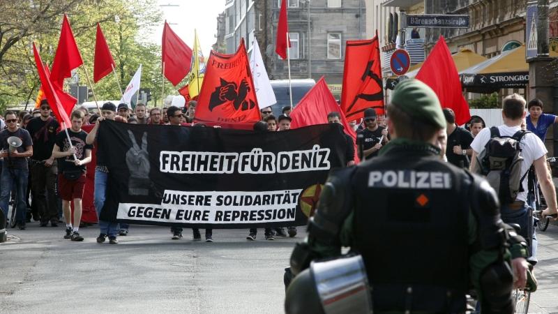 Demonstration in Nürnberg: "Freiheit für Deniz"