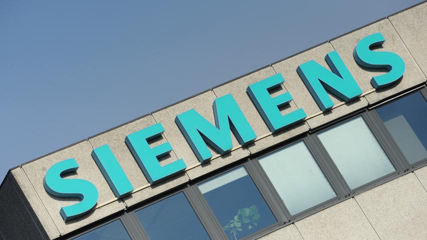 Siemens ist der größte industrielle Arbeitgeber in der Region. Die Beschäftigten des Technologiekonzerns dürfen sich über 55 Prozent des Brutto-Monatsgehalts als Sonderzahlung zu Weihnachten freuen.