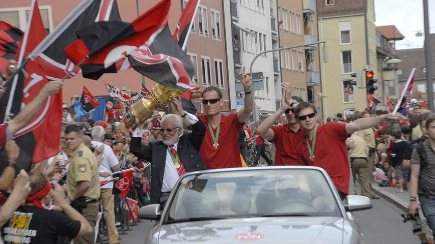 Pokalsieg 2007: So feierte Nürnberg die Rückkehr der FCN-Helden