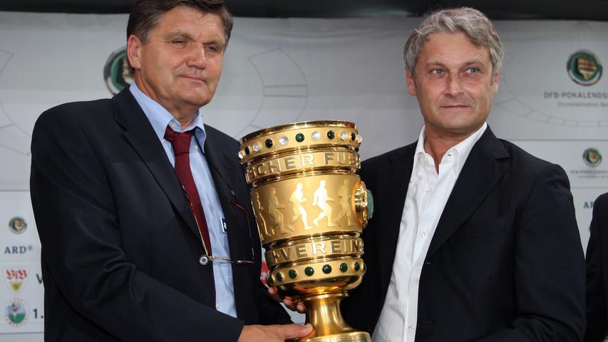 "Nürnberg macht mit Angst" - mit diesen Worten ließ sich Stuttgarts Coach Armin Veh am Tag vor dem Spiel zitieren. Noch allerdings hattten auch er und sein VfB eine Hand am Pokal. Am Schluss freilich sollte sich seine Befürchtung bestätigen.