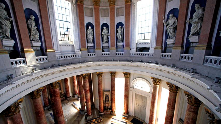 In die Röhren gekuckt: Orgel in der Elisabethkirche wird restauriert