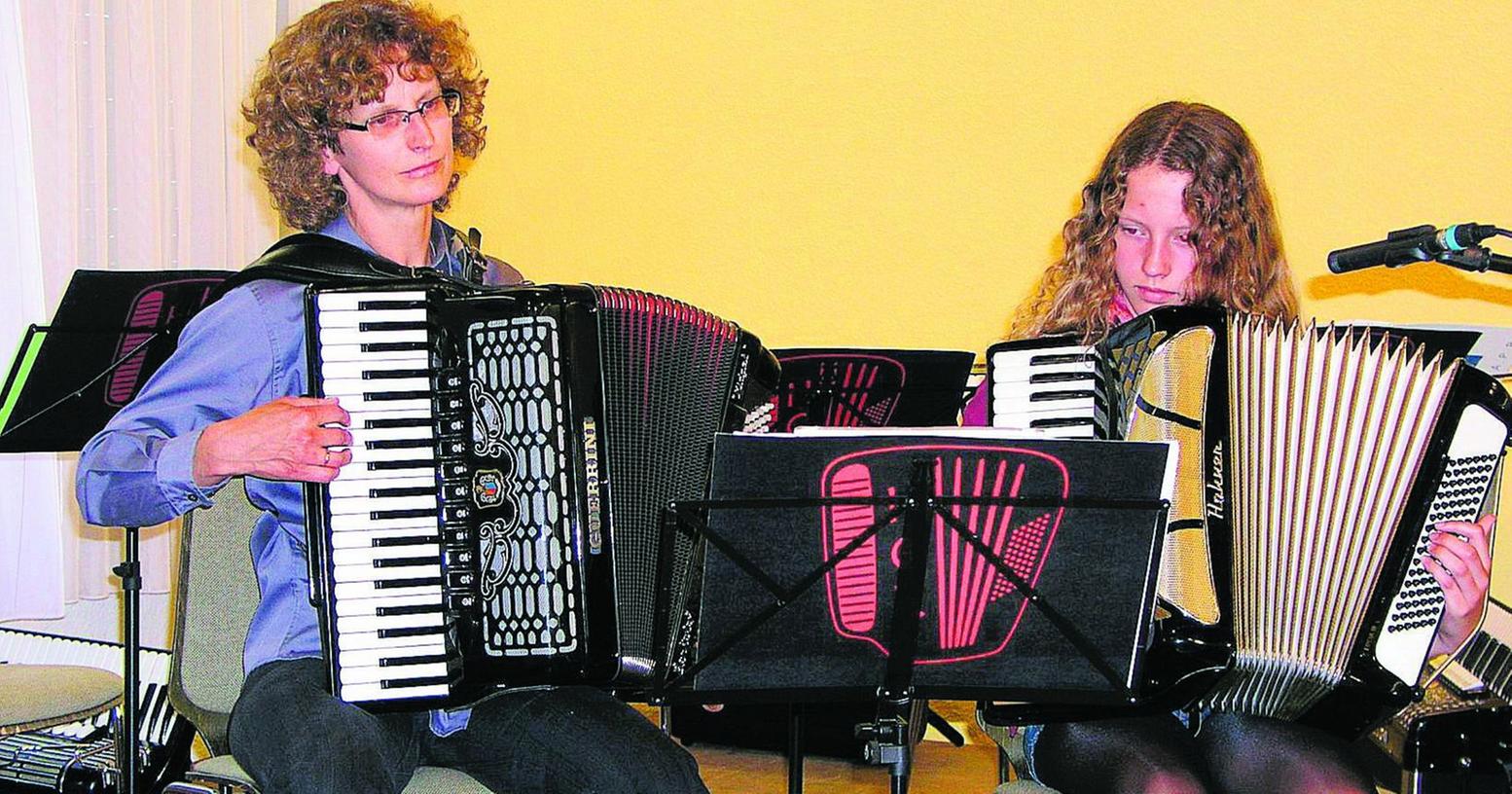 Harmonika-Club schwelgt in Harmonien