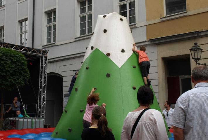 Buntes Programm auf dem Ansbacher Altstadtfest