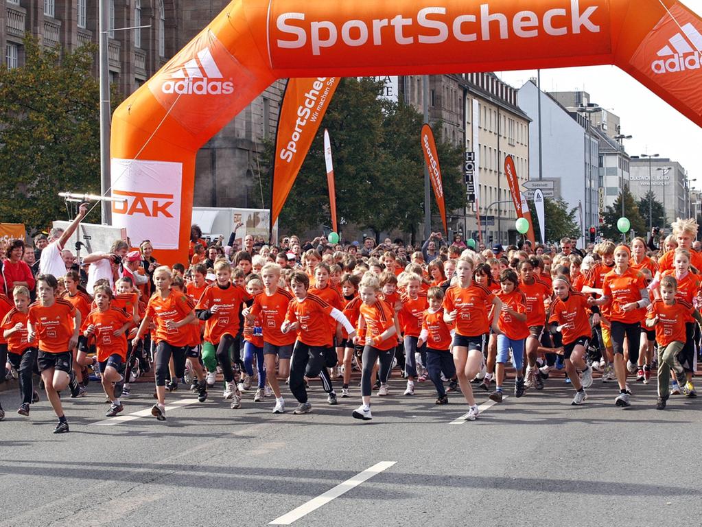 Traumwetter und entspannte Atmosphäre beim Stadtlauf