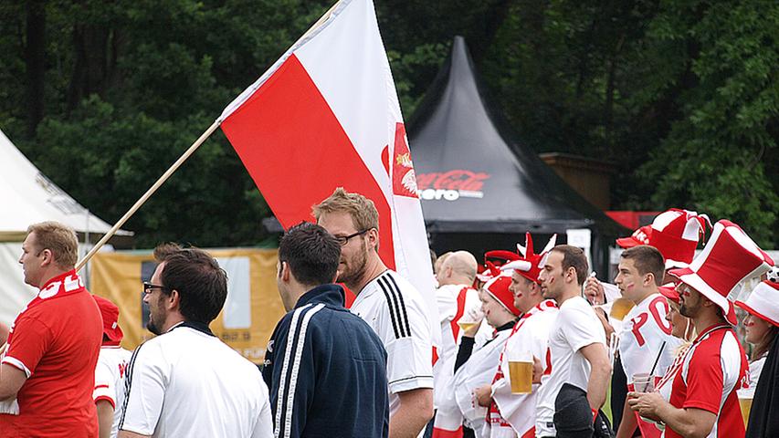 Zum Spiel gegen Griechenland kamen überwiegend Fans der polnischen Mannschaft auf die Wöhrder Wiese.