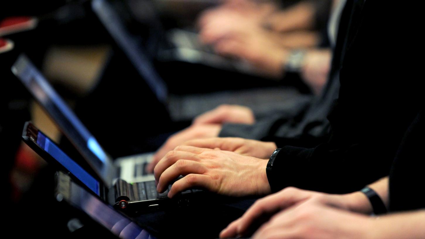 Großangelegter Internet-Betrug in Augsburg verhandelt Großangelegter Internet-Betrug in Augsburg verhandelt
