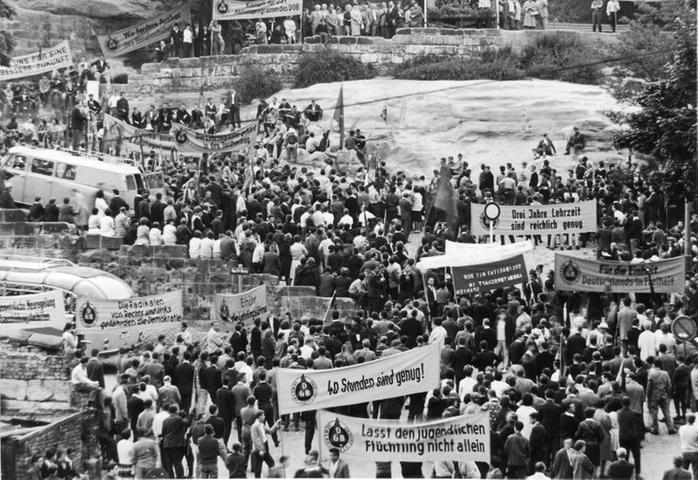 Im Mittelpunkt der Veranstaltung der Gewerkschaftsjugend stand die große Kundgebung auf dem Ölberg. Drei Tage lang: „Stadt der Jugend“