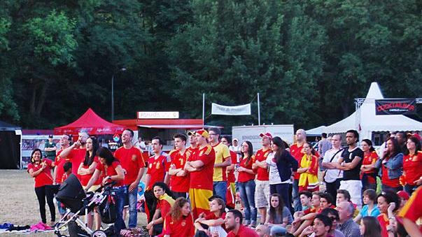 Olé España! Rot-Gelbe Übermacht im Fanpark