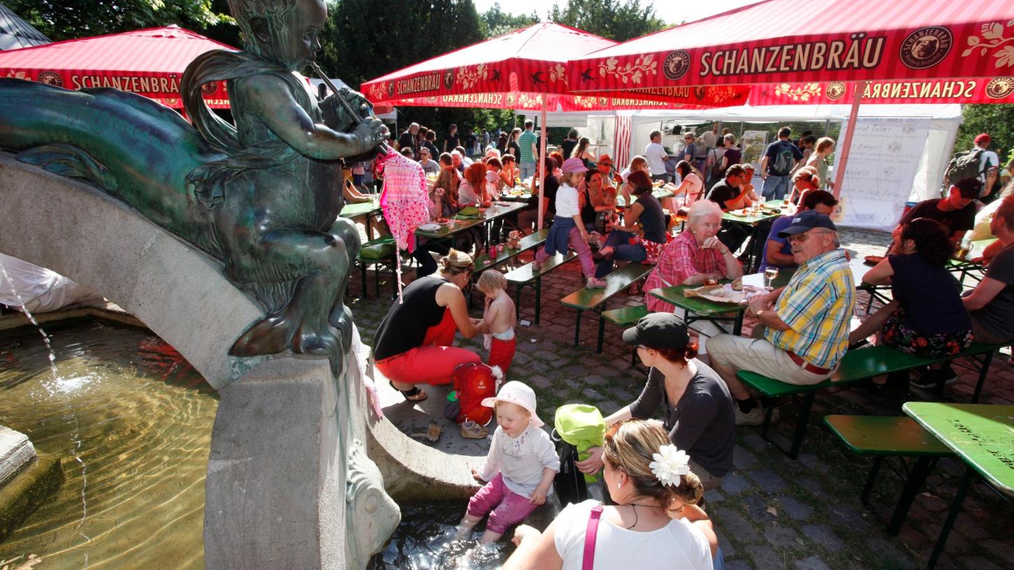 Die Besucher genossen die gute Stimmung beim Sommerkiosk 2012.