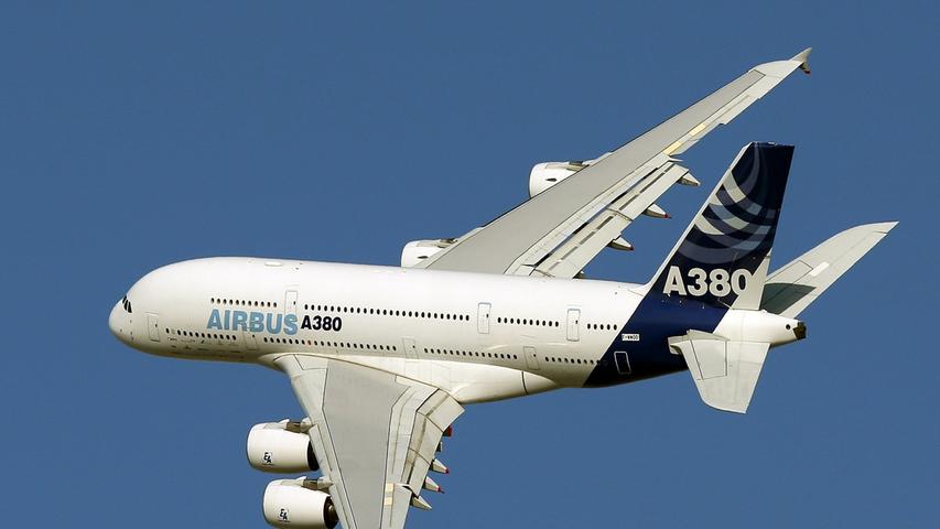 ...zusammen über 15 Prozent am Luft-, Raumfahrt und Rüstungskonzern EADS, der vor allem durch die Entwicklung des größten in Serie produzierten Verkehrsflugzeug, dem Airbus 380, bekannt geworden ist. Inzwischen beschränkt sich...