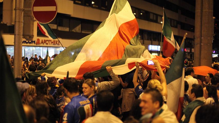 Nicht fehlen durfte natürlich eine große italienische Fahne.