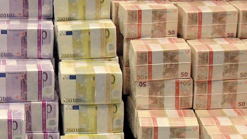 Die konjunkturelle Entwicklung bescherte der Stadt 2011 ein dickes Plus bei den Steuereinnahmen. Die konjunkturelle Entwicklung bescherte der Stadt 2011 ein dickes Plus bei den Steuereinnahmen.