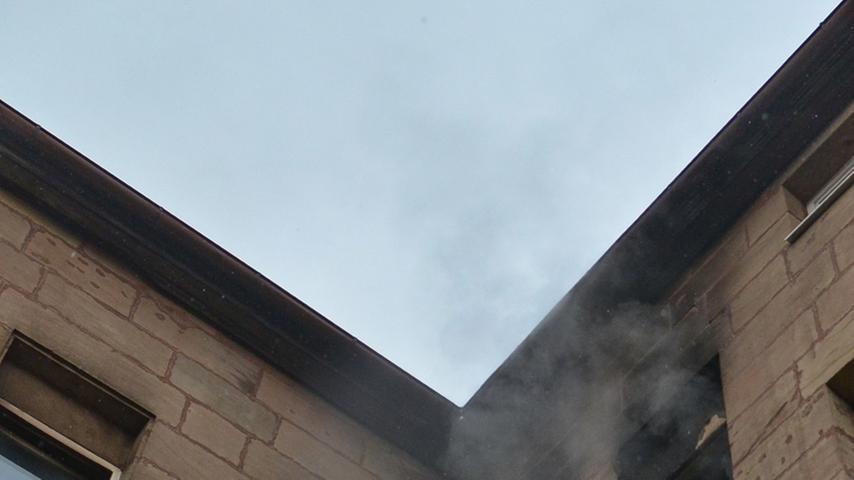 Wohnhausbrand in Fürth fordert sieben Verletzte