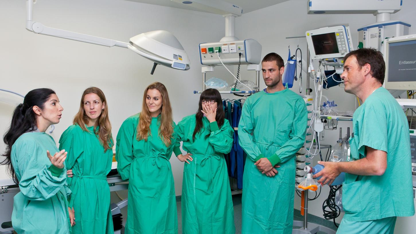 Spanische Krankenpfleger in Erlangen 
