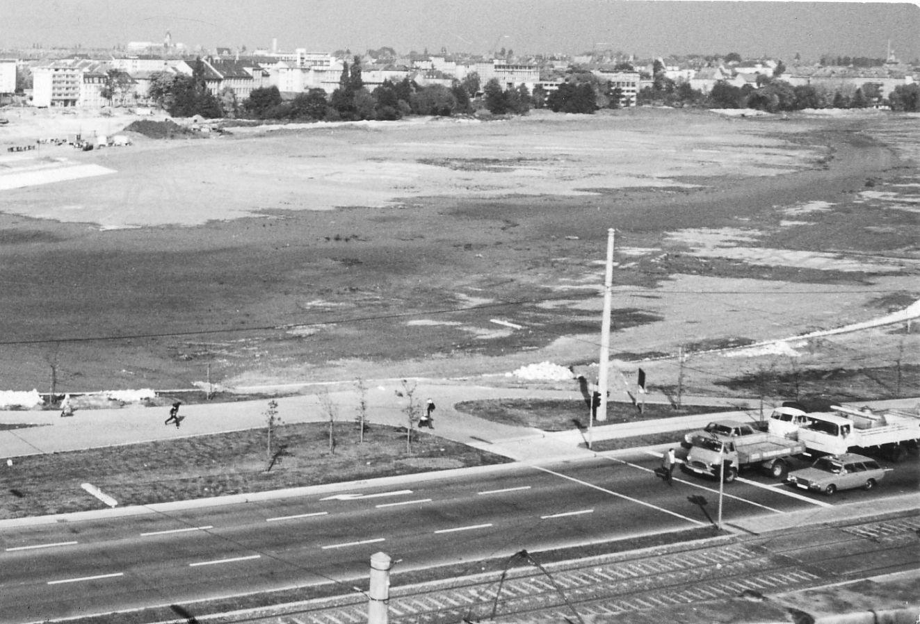 Der Bau des Unteren Wöhrder Sees wurde schon 1972 abgeschlossen, der Obere erst 1981.