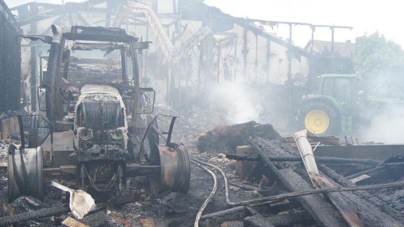 Verheerender Brand vernichtet Scheune in Kasberg
