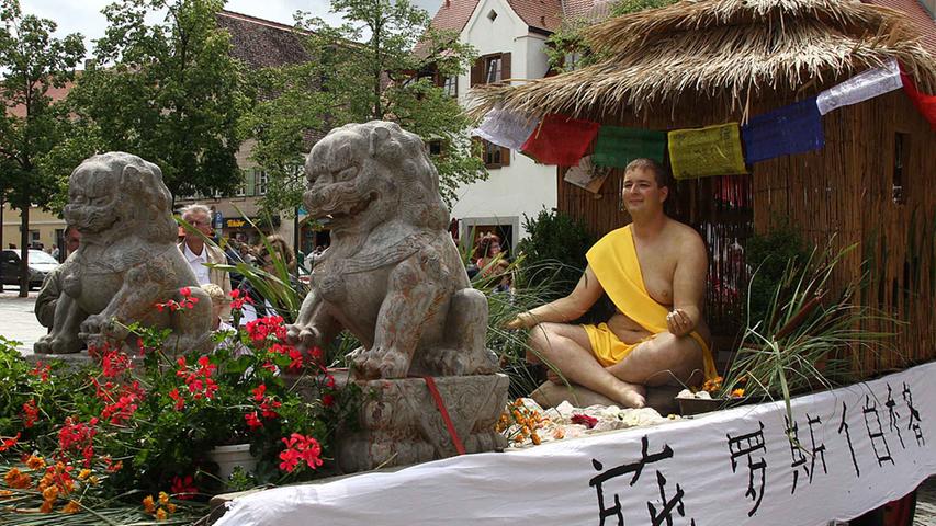 Buddha, Bobbycar und Bummeln: Das Heidecker Heimatfest