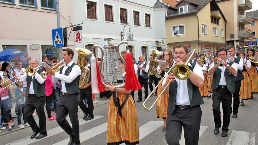 Volksfestzug in Treuchtlingen