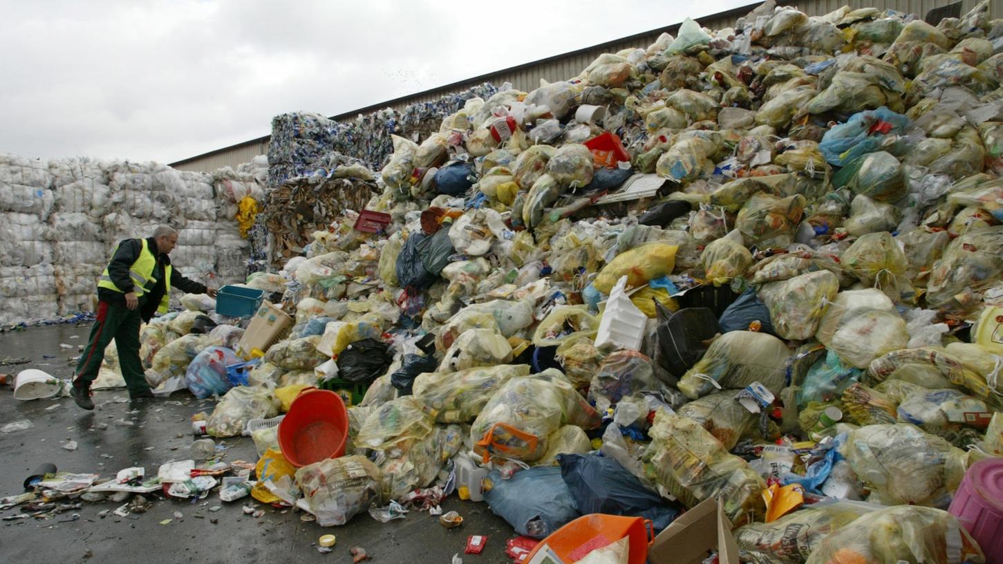 Berge aus Plastikmüll sind fortan kein chinesisches, sondern wieder ein hausgemachtes Problem.