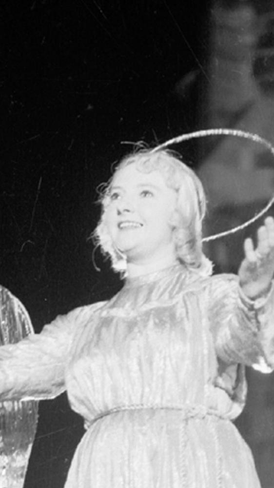 Sophie Keeser, die Schauspielerin am Nürnberger Theater, war Christkind von 1948 bis 1960. Sie starb 1999.