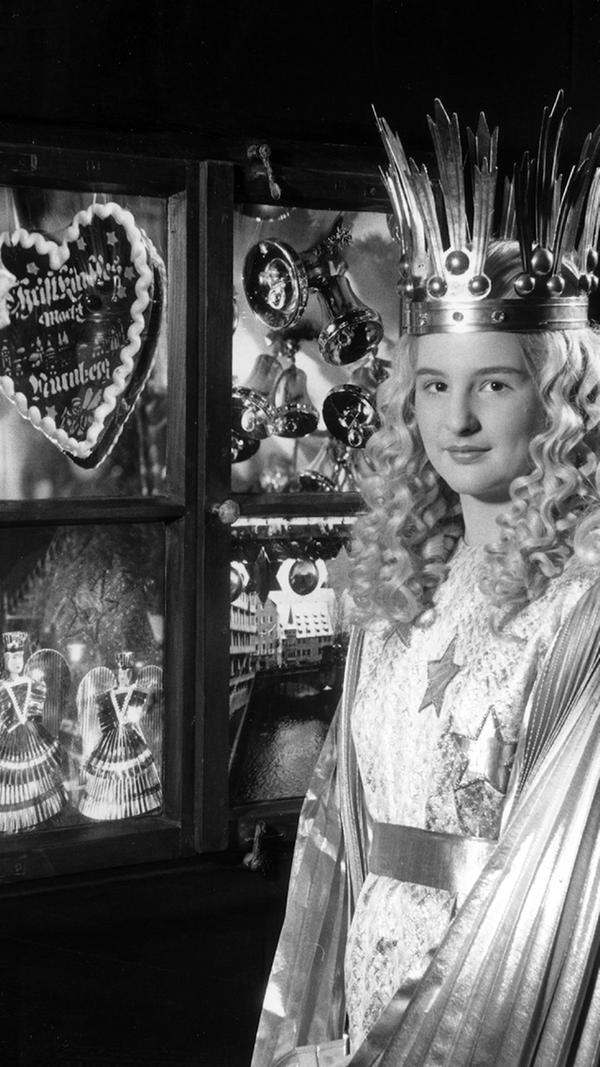 Andrea Bieg wurde als blondgelocktes und bekröntes Christkind in den Jahren 1991 und 1992 gewählt.