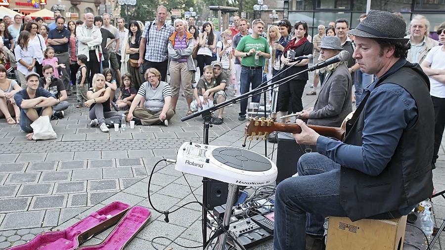 Jeder Straßenmusiker fand beim Bardentreffen sein Publikum