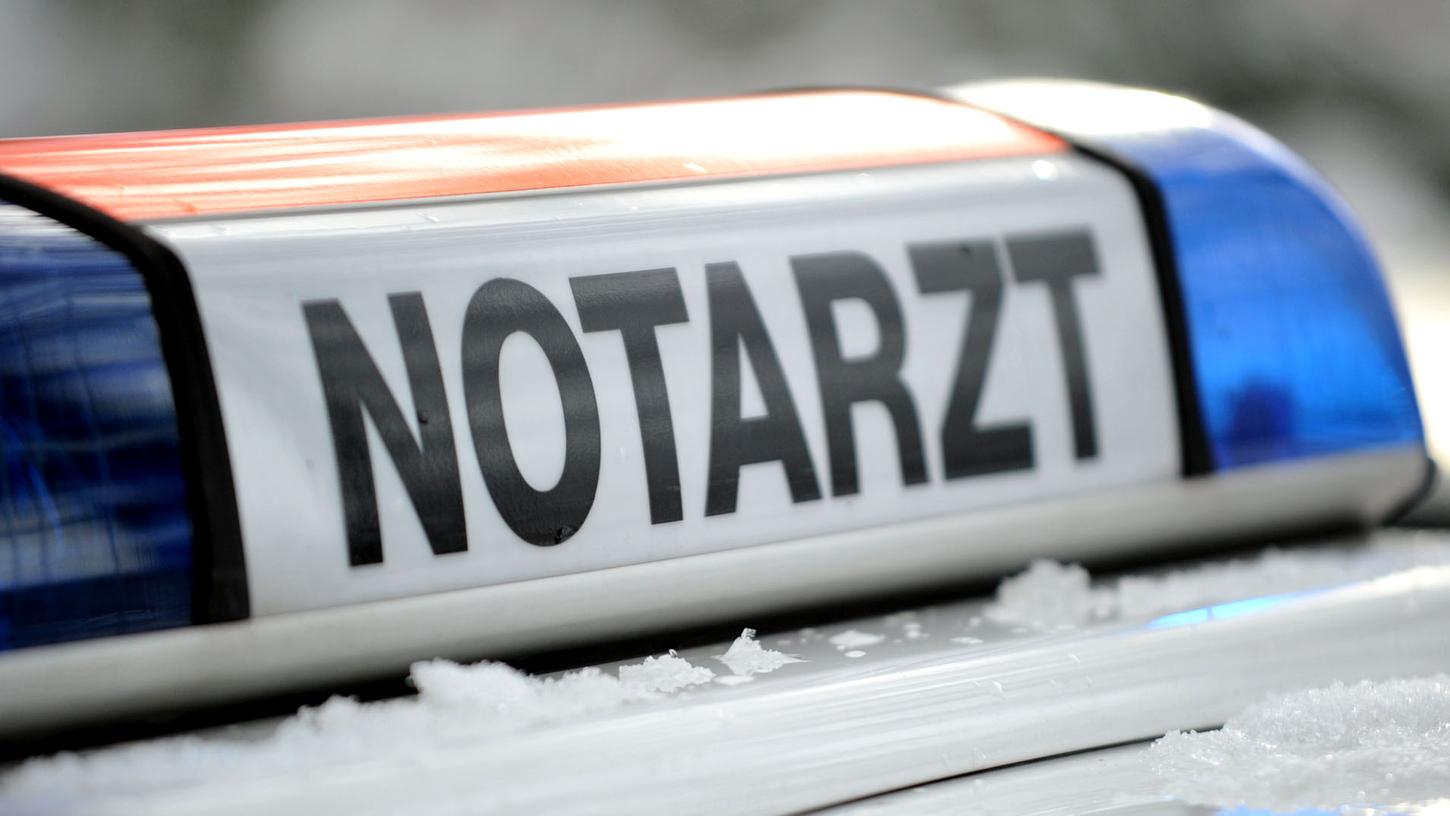 Eine Frau aus dem Landkreis Cham soll ihren fünf Jahre alten Sohn mit Benzin übergossen und angezündet haben. (Symbolbild) Eine Frau aus dem Landkreis Cham soll ihren fünf Jahre alten Sohn mit Benzin übergossen und angezündet haben. (Symbolbild)