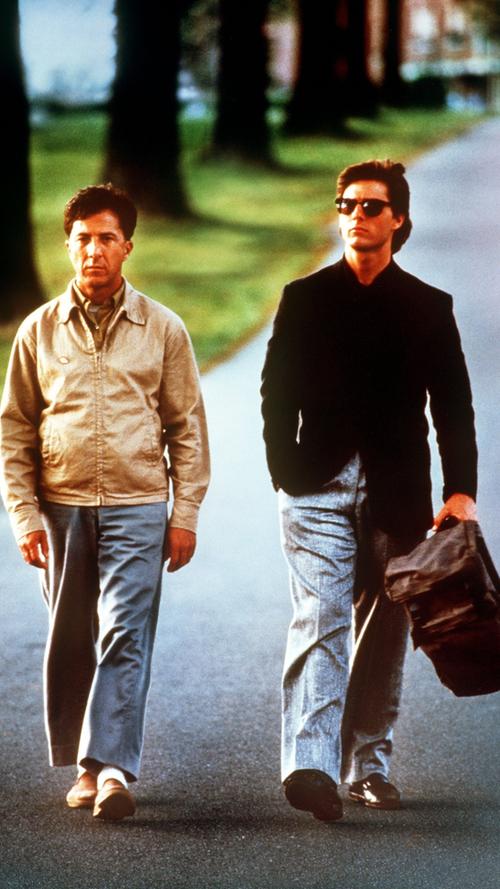 An der Seite von Tom Cruise brillierte Hoffman als Autist Raymond in "Rain Man". Oscarwürdig!, befand die Jury.