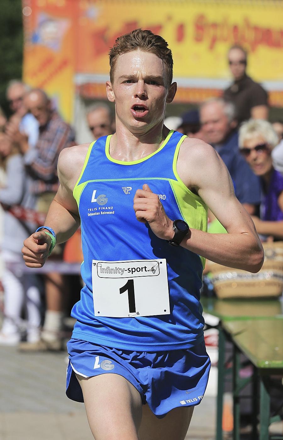 Sebastian Reinwand gewinnt Rother Kirchweihlauf Nordbayern