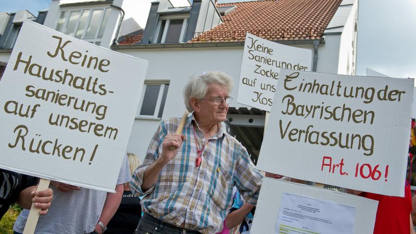 GBW-Mieter demonstrieren vor Söders Haus in Nürnberg