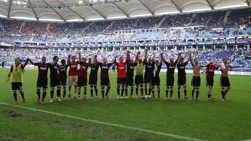 ... der erste Erfolg der Nürnberger beim Hamburger SV seit 1992. Drei Punkte, die dem Club genug Mut machen sollten für die Partie gegen den amtierenden Meister Borussia Dortmund am nächsten Samstag.