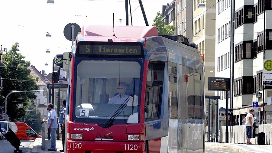 Fürth: Mit der Straßenbahn zum Stadion