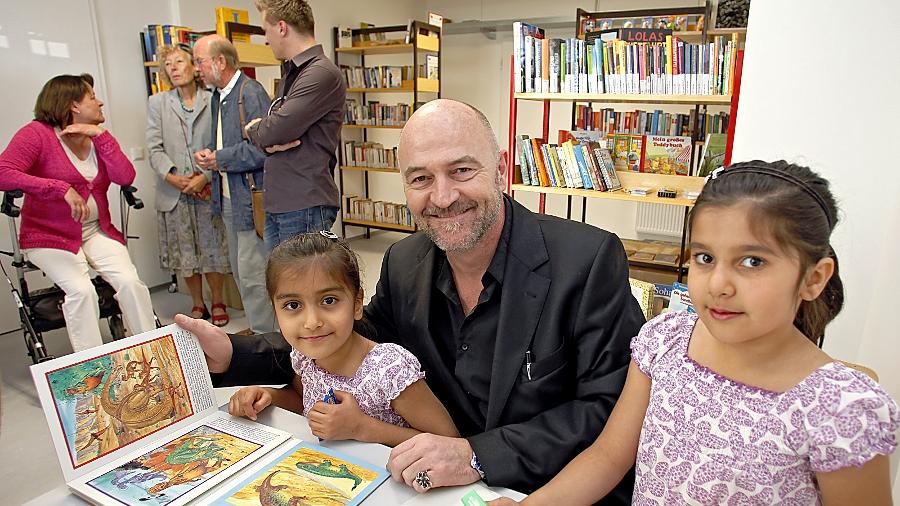 Eine Bibliothek für Flüchtlinge in der Kohlenhofstraße