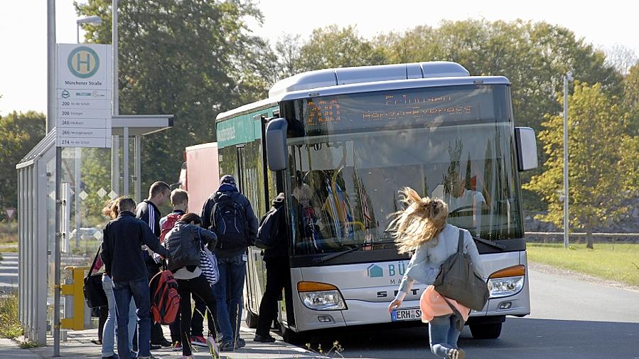 Ein neues Bussystem oder die StUB? - Der Streit darum geht weiter.