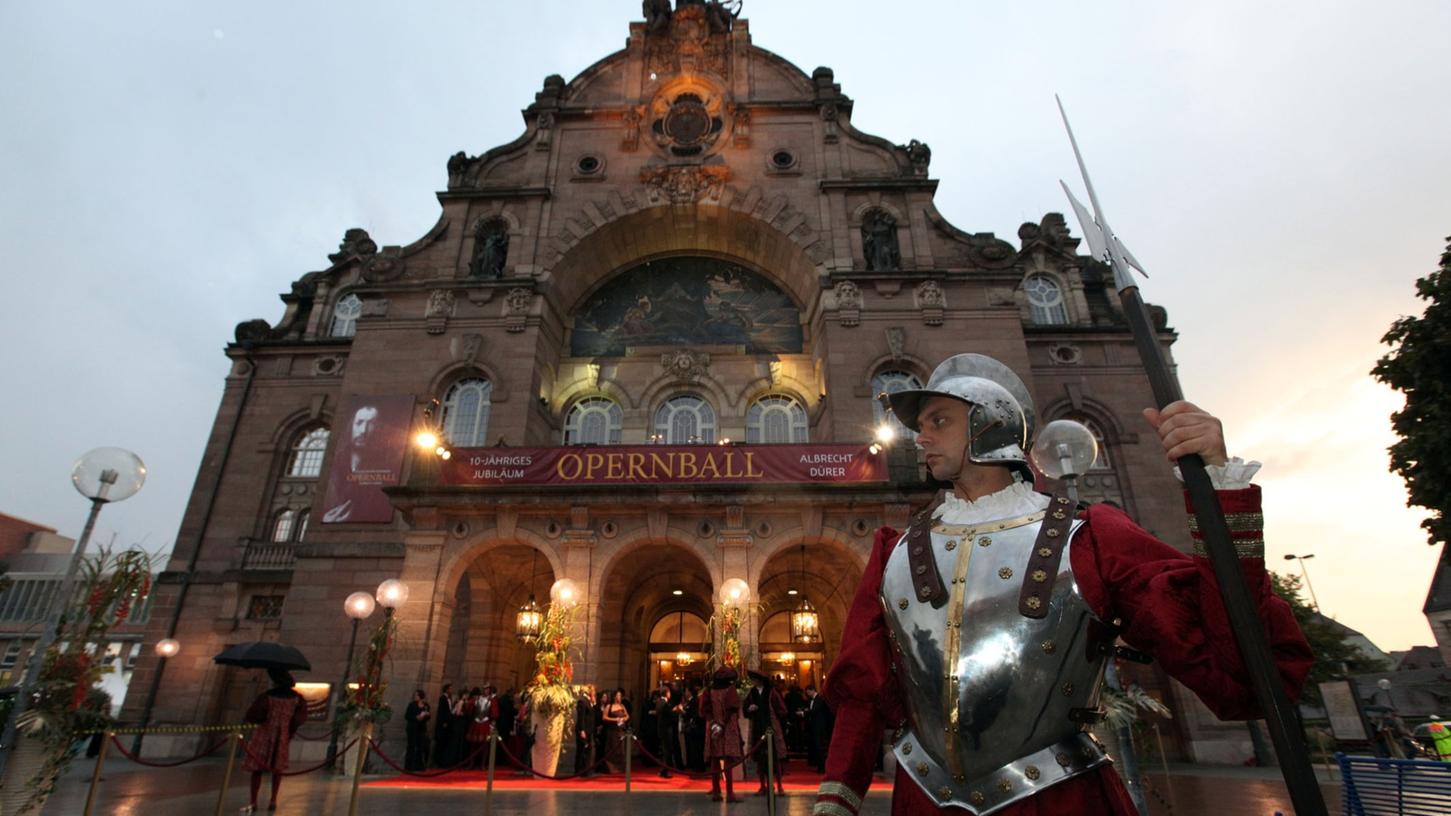 Nach zwei Jahren Pause wird am 15. September im Opernhaus Nürnberg wieder groß aufgefahren.
