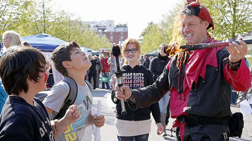 Kindertag-Fest lockt Besucher aus der ganzen Region an