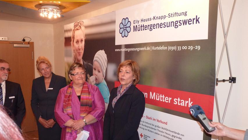 Aber auch in fränkische Gefilde verschlug es die First Lady, wie hier bei einem Besuch der Mutter-Kind-Klinik in Gunzenhausen im September 2012.