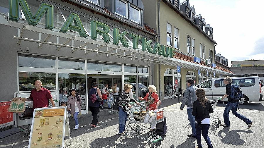 Rewe belebt Zirndorfer Marktkauf neu Rewe belebt Zirndorfer Marktkauf neu