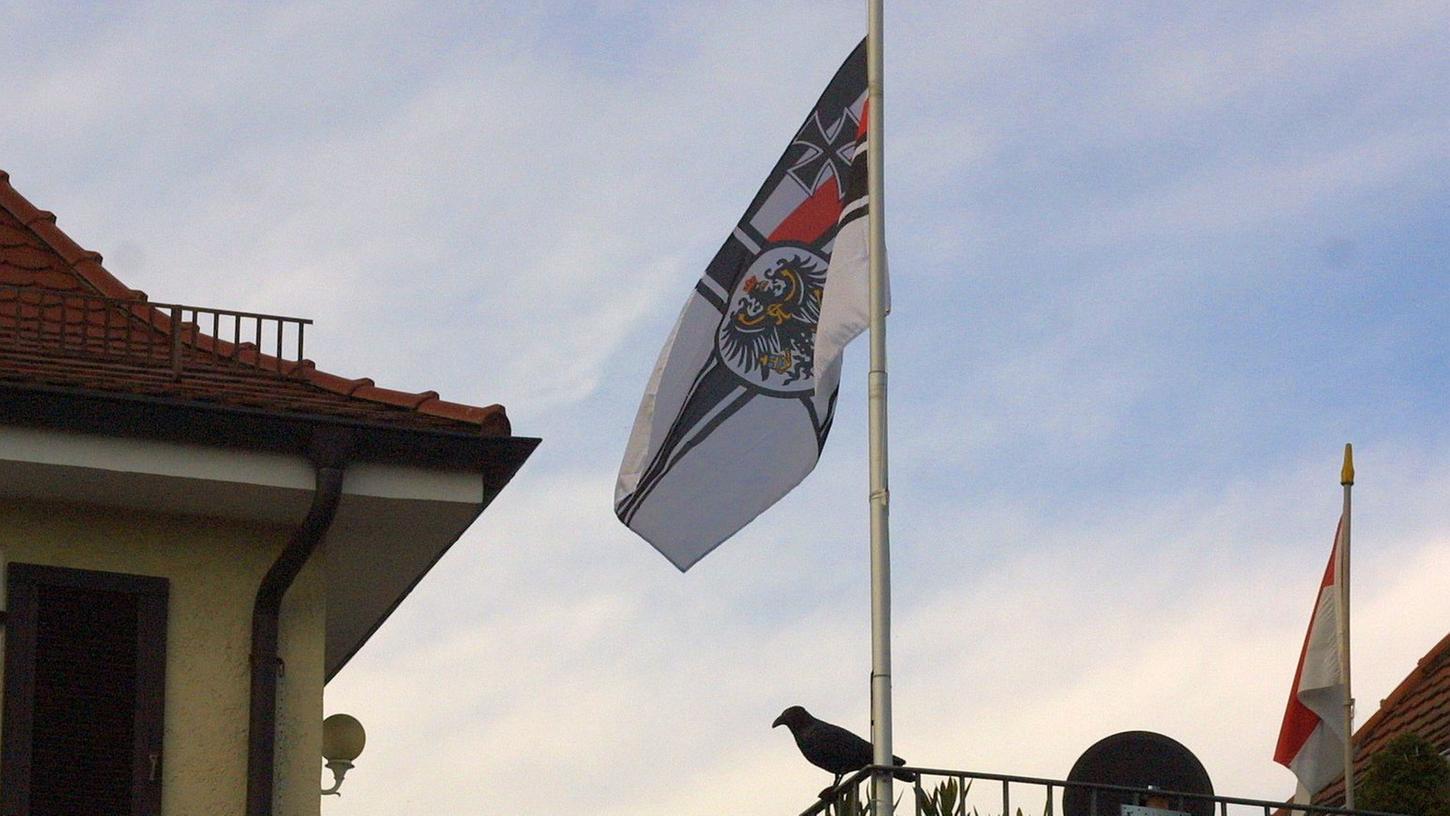 Die alte „Reichskriegsflagge“ wehte in Schwabach