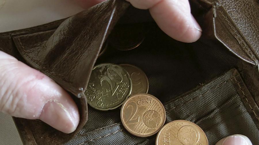 Die Erwerbsarmut in Deutschland ist einer Studie zufolge stärker gestiegen als in anderen EU-Ländern. Die Erwerbsarmut in Deutschland ist einer Studie zufolge stärker gestiegen als in anderen EU-Ländern.