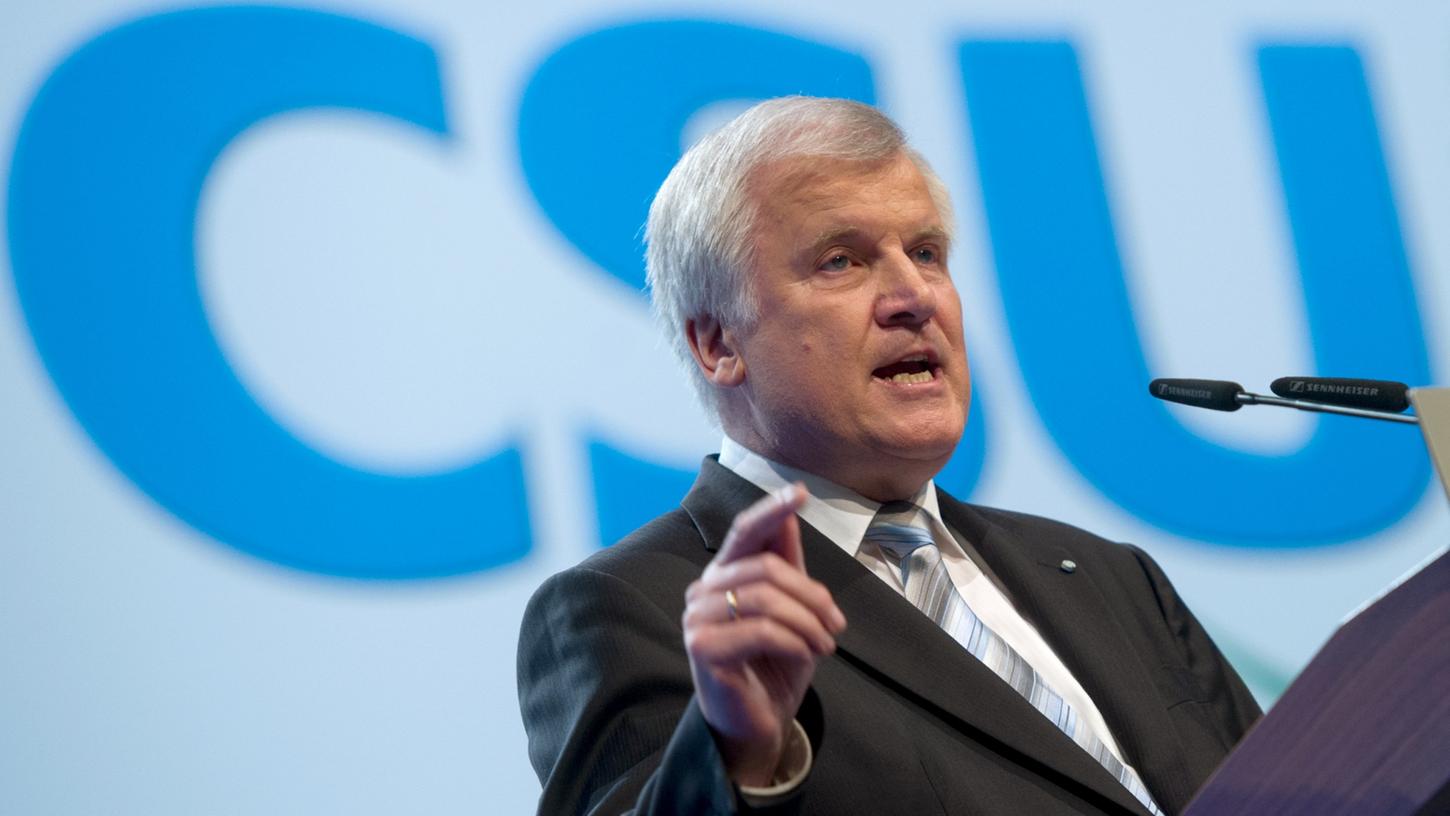 Hält sich seine politische Zukunft offen: der bayerische Ministerpräsident und CSU-Parteichef Horst Seehofer.